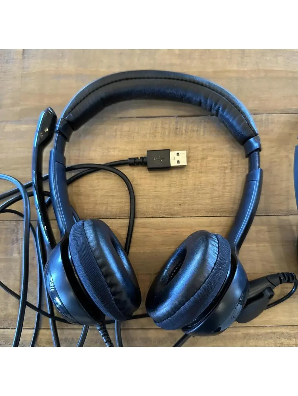 Logitech logi h390